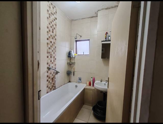 3 BEDROOM FLAT TO LET IN SOUTHGATE